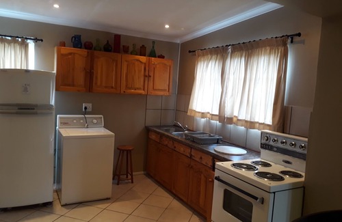 Franskraal House | Mountain View Holiday Home - Franskraal