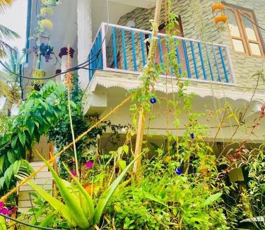 Kumily House | Mountain View Homestay