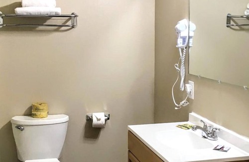 Yreka Hotel | Mountain View Inn