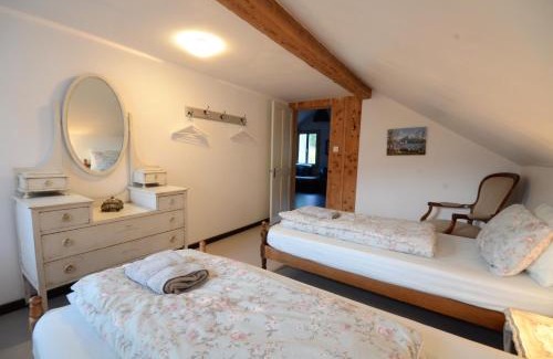 Matten bei Interlaken Apartment | Mountain Views