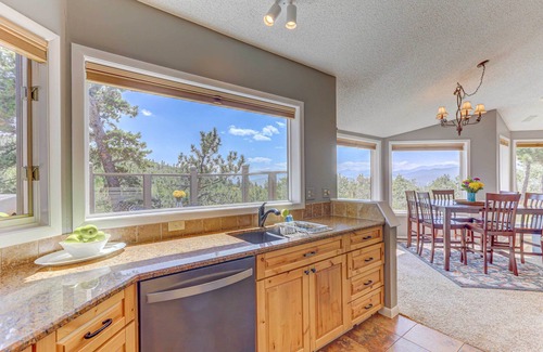 Black Hawk House | Mountain Views + Hot Tub: Airy Forest Escape!