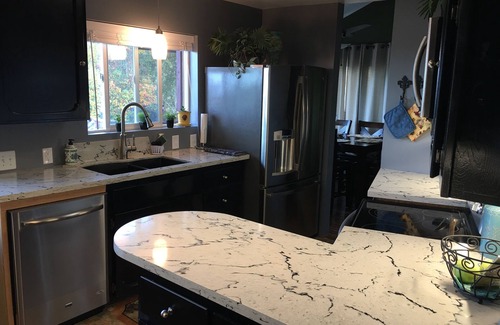 Cornelius House | MOUNTAIN VIEWS IN WINE COUNTRY