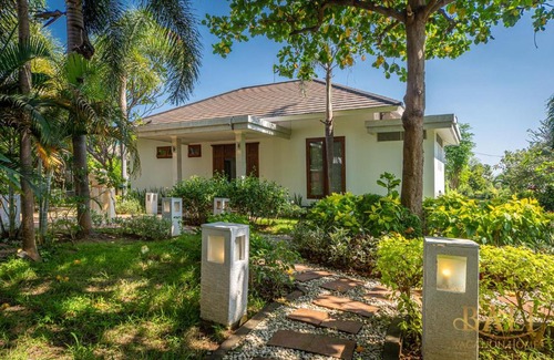 Seririt Villa | Mountain Villa Aina Lokahi - With a fantastic view!