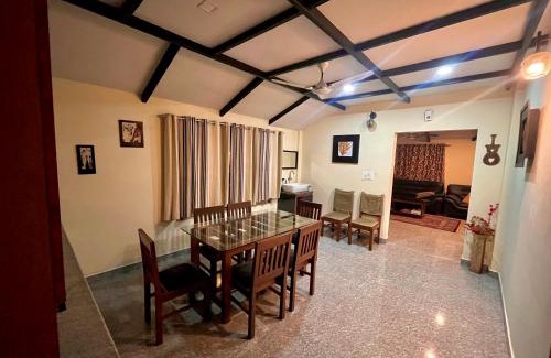 Madikeri Apartment | Mountain Whispers Splendour Guest House