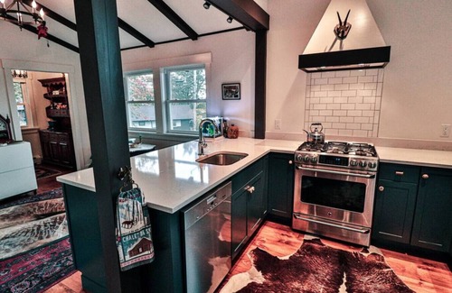 Franconia Ski Chalet | Mountainside Chalet at Mittersill