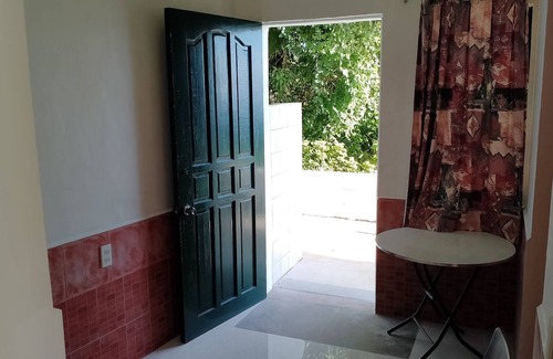 Catmon Apartment | Mountainside Sunrise 1-2 Bedroom Furnished Tropical Escape
