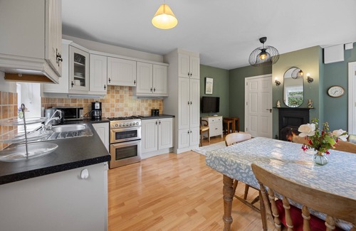 Mountshannon Cottage | Mountshannon cottages