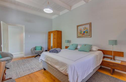 Porterville House | Mountville House