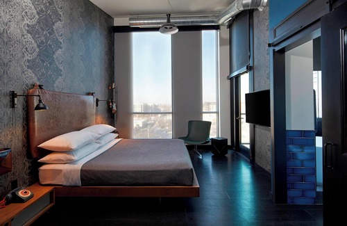 Uptown Hotel | MOXY Minneapolis Uptown