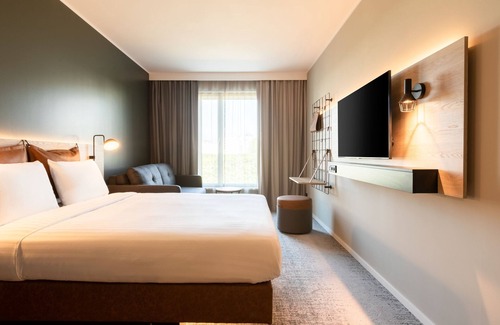 Montevrain Hotel | Moxy Paris Val D’Europe