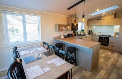 Camber Resort | MP515 - Luxury Lodge Camber Sands Holiday Park