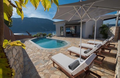 Meganisi Villa | Mr Grey Luxury Villa