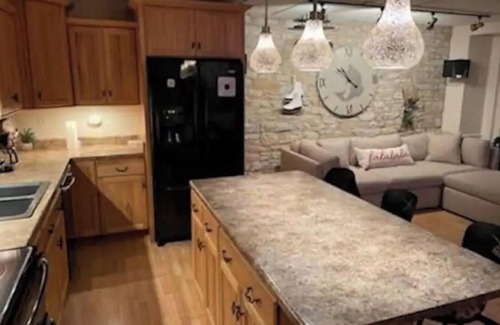 Guttenberg Apartment | Mr. Rogers River View