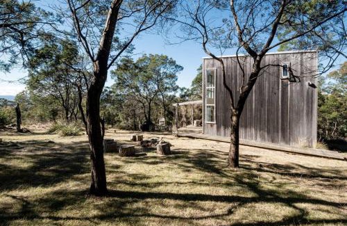 Trevallyn House | Mr Wooden Box Bush Retreat 5 minutes from the CBD