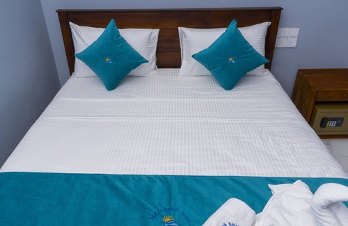 Uppuveli Hotel | MRD Beach Hotel