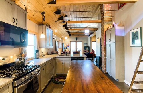 Jerome Apartment | Mrs Garcia's Getaway w/Gorgeous Red Rock Views!