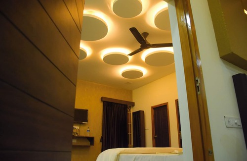 Cuddalore Hotel | MRT Grand Residency
