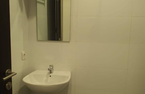 Batu Bolong Hotel | Ms Snack Point Bed & Breakfast