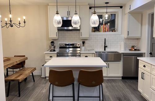 The Nation Apartment | M’s Studio - Private Modern Luxury Apartment (close to Calypso Waterpark)