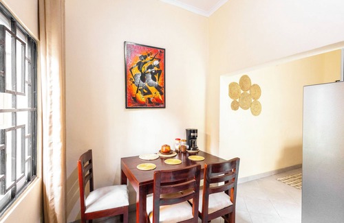 Msasani House | Msasani Nyumbani Apartments - 2 bedroom premium w/AC, Washer, 60" TV + Netflix