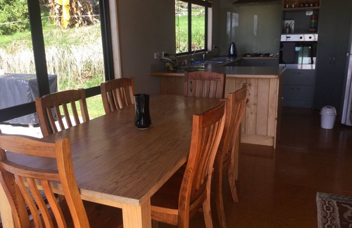 Te Pahu House | Mt Pirongia Hideaway, peaceful and serene perfect for chilling out.