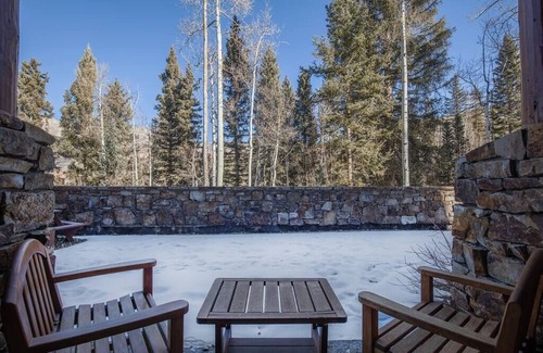 Mountain Village Condo | Mtn. Lodge Retreat: Ski IN/OUT, hot tub, fireplace