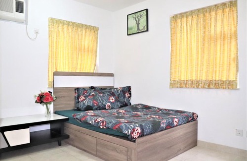 Islands District Apartment | MTR Tung Chung near Airport Apartment, City Getaway, Pa Mei Village Tung Chung