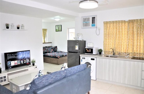 Islands District Apartment | MTR Tung Chung near Airport Apartment, City Getaway, Pa Mei Village Tung Chung