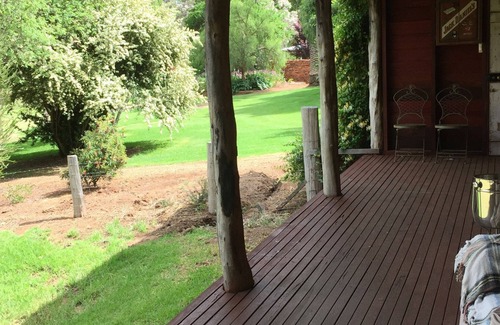 Upper Warren House | Mudbrick Barn - Clover Cottage Country Retreat