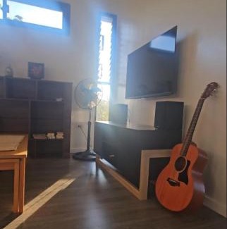 Maasin City House | Muddy South Mountain Retreat