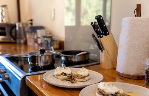 Kinloch Ski Chalet | Muirs Reef Lodge, Kinloch holiday home Lake Taupo. Private mountain & lake views