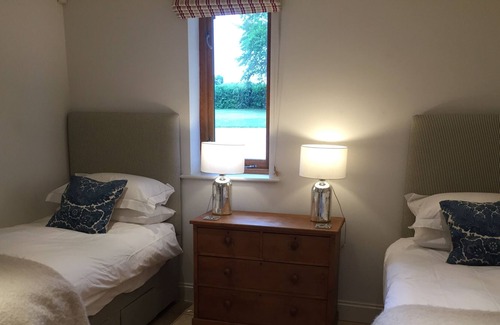 Micheldever House | Mulberry Barn - SELF CONTAINED Annexe (4 guests)