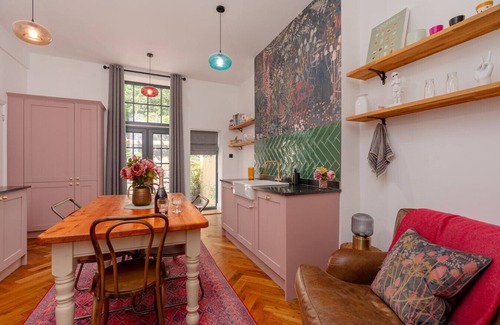 Todmorden House | Mulberry Boutique Stay – Ground Floor - Tod - Near Hebden Bridge