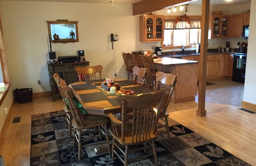 James Creek House | Multi-Family Getaway at Raystown Lake in Central PA