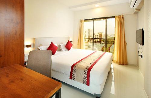 Santacruz Apartment | Mumbai House Luxury Apartments Santacruz East, Mumbai