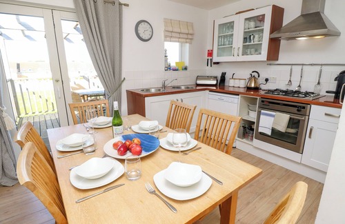 Yarmouth Cottage | Munday H1