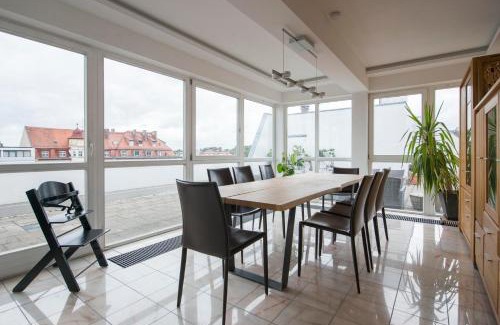 Untersendling Apartment | Munich Rooftop Retreat