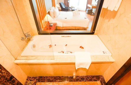 Dong Hoi Hotel | Muong Thanh Luxury Nhat Le Hotel