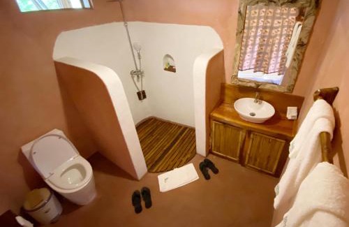 Paraa Cabin | Murchison Falls Bamboo Village