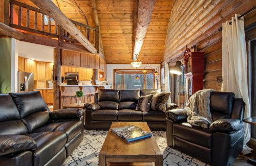 Presque Isle House | Murphy Lake House