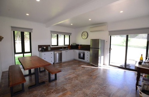 Carrajung South Other | Murphy's @ Winswood, country retreat, pet friendly.