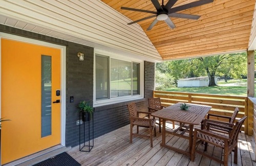 Hermitage House | Music City Hideaway!