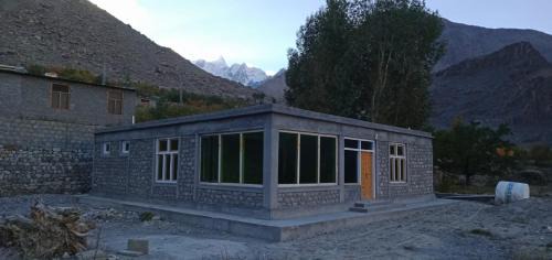 Hunza House | Musofir Khona Family Guest House