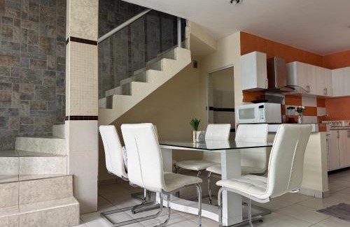 San Martin Texmelucan House | Casa amarilla Los volcanes