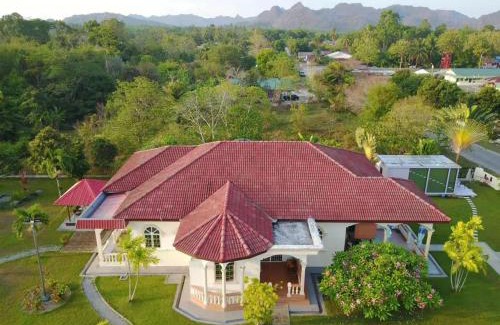 Air Hangat Villa | My Excel Garden Deluxe Villa with Orchard and Pool