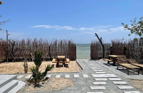 Ninh Hai House | My Hoa Oceanfront Home