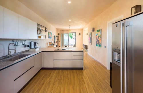 Marina di Modica Villa | My Rental Homes - Villa Paprika with pool, garden, sea view