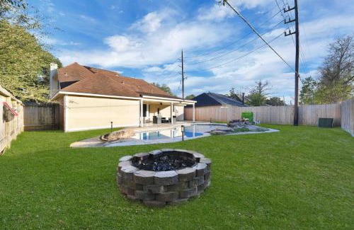 Atascocita Villa | My Villa & Pool in Humble