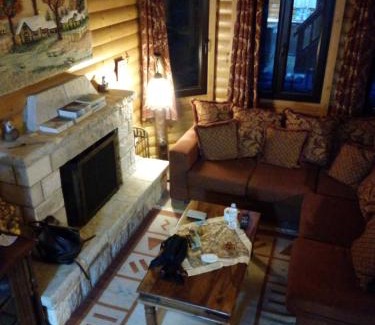 Dimitra Arkadias Ski Chalet | My Woodenfriend
