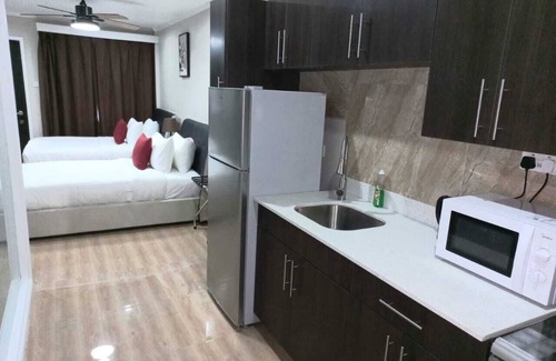 Colonarie Hotel | Myah's Luxury Suites Hotel